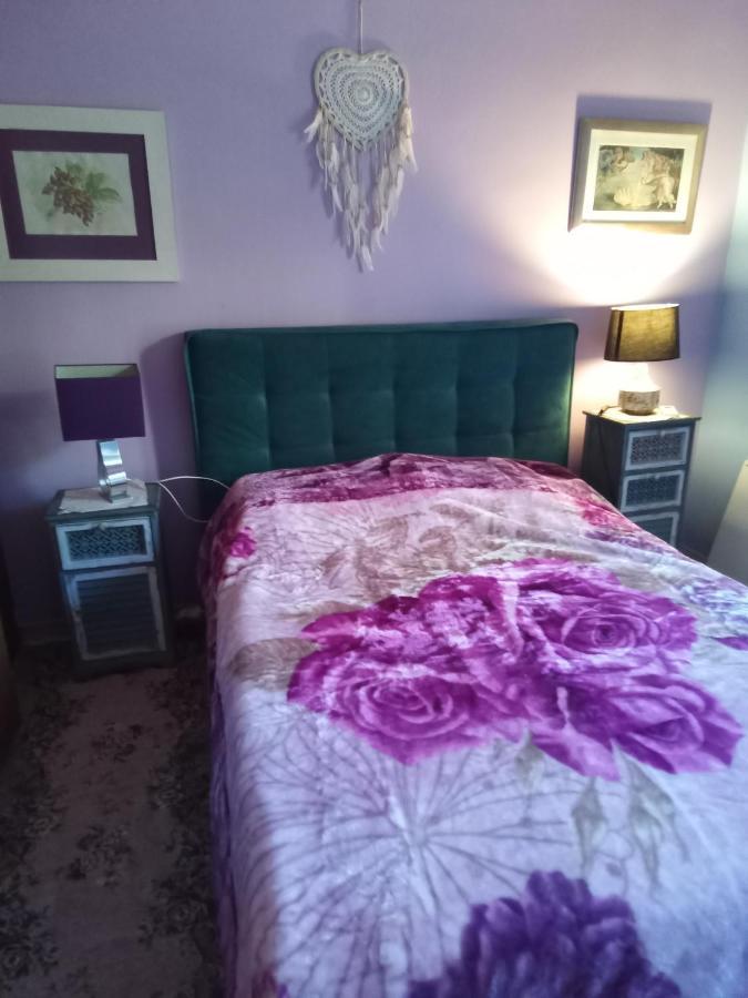 Aegina'S Flowers House מראה חיצוני תמונה