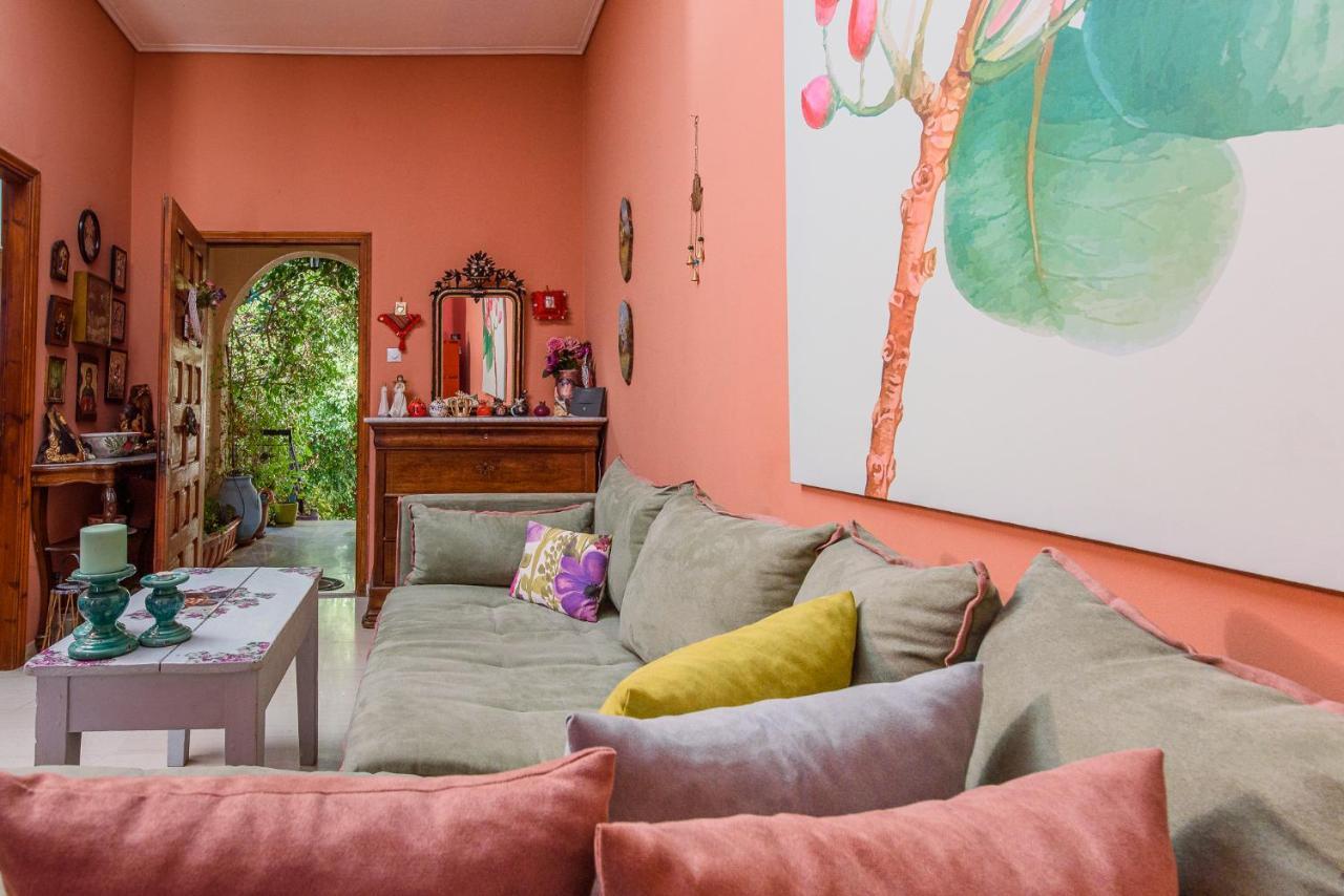 Aegina'S Flowers House מראה חיצוני תמונה