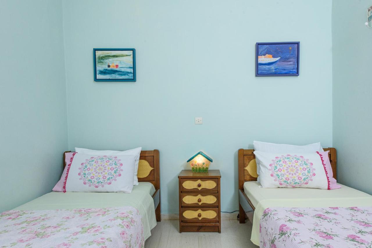 Aegina'S Flowers House מראה חיצוני תמונה