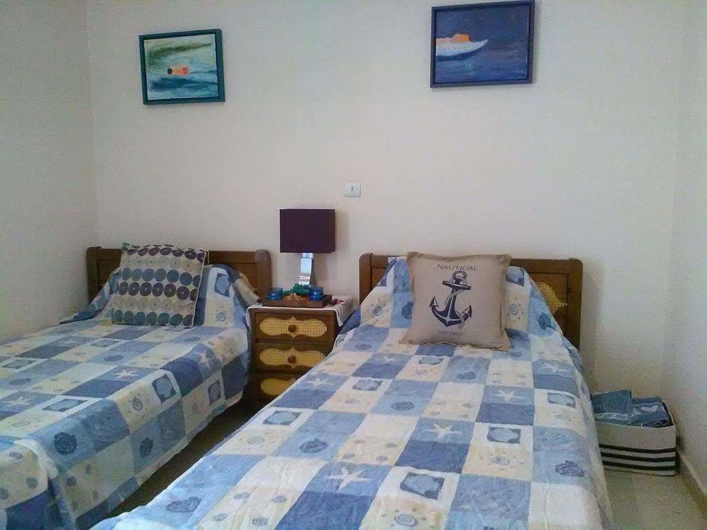 Aegina'S Flowers House מראה חיצוני תמונה